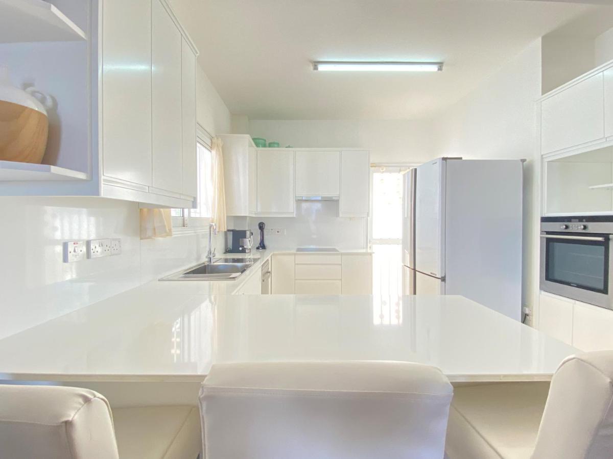 Phaedrus Living: Seaside Luxury Villa Anafi Paralimni Eksteriør billede