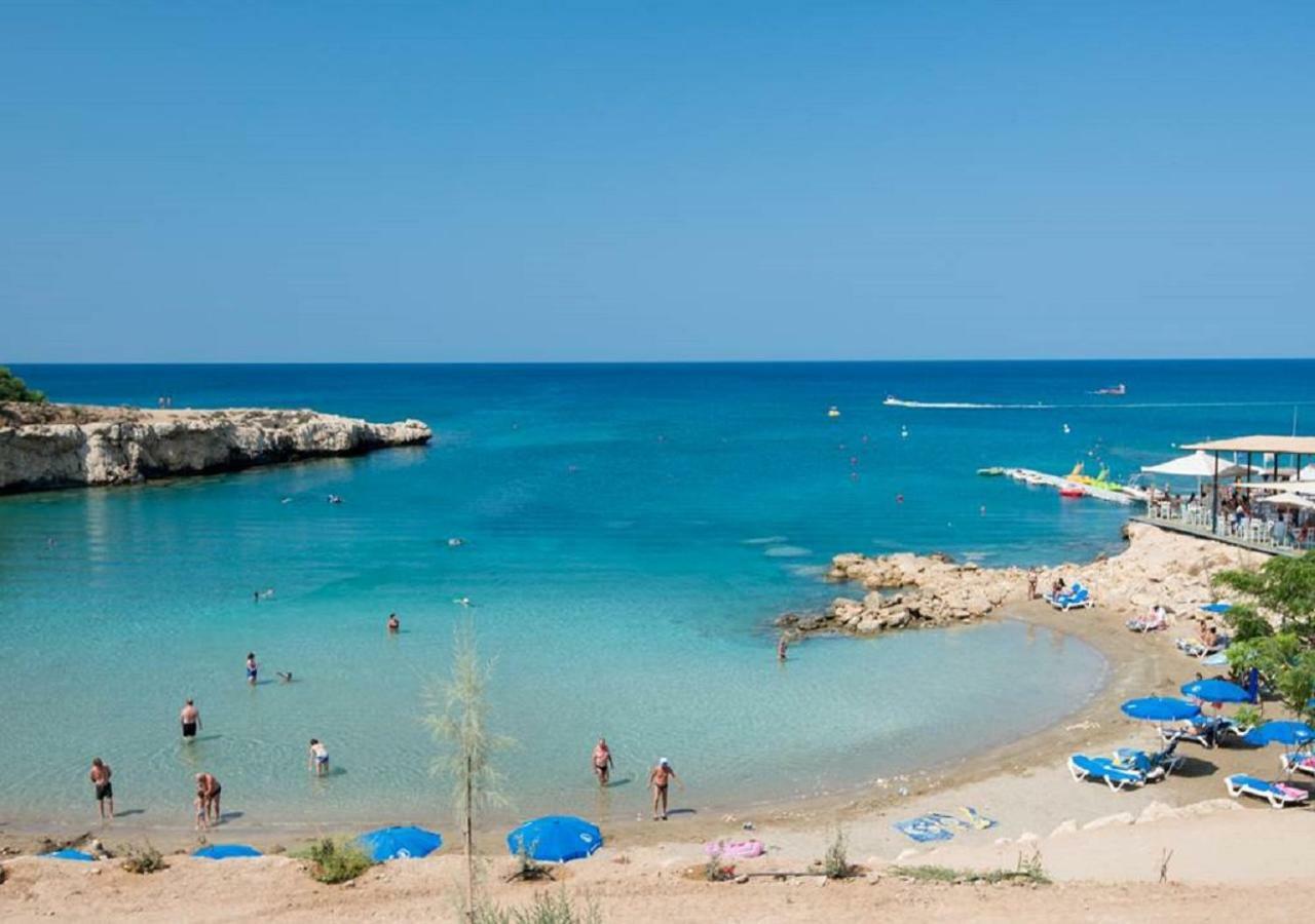 Phaedrus Living: Seaside Luxury Villa Anafi Paralimni Eksteriør billede