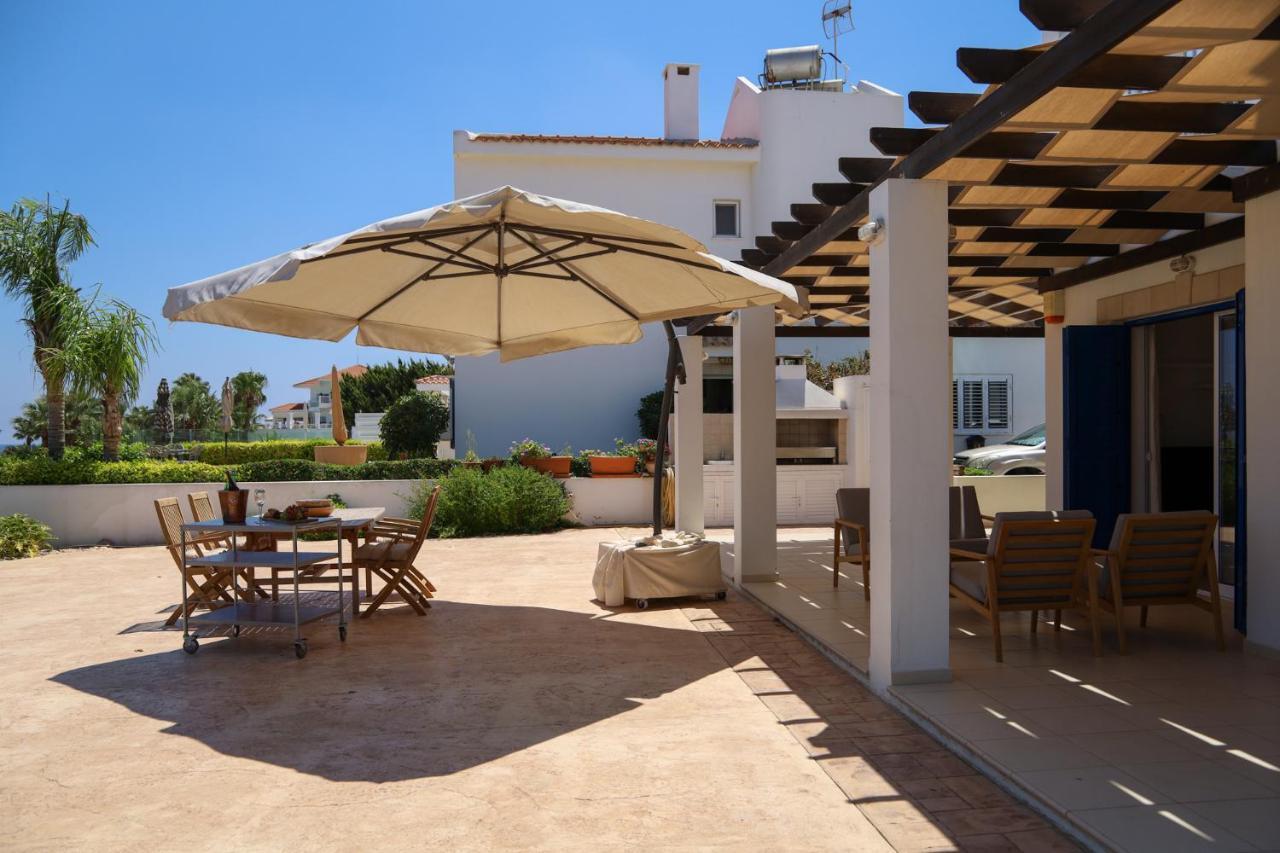 Phaedrus Living: Seaside Luxury Villa Anafi Paralimni Eksteriør billede